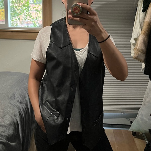 Scully vintage genuine leather classic black button down vest - Picture 13 of 15